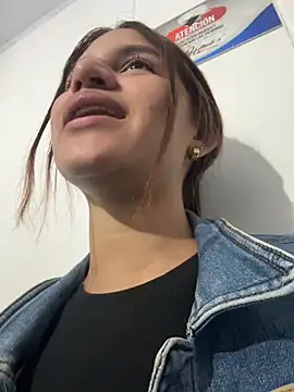 AnthonelaDuque online show from 16, 2, 2026