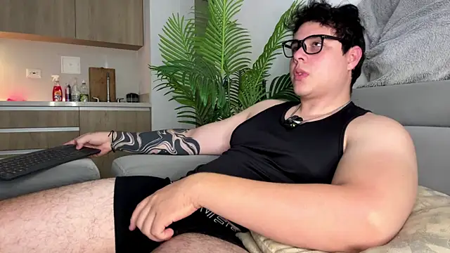 Snapshot of odin_blake chatting on 25, 5, 2026 odin blake online show from 25, 5, 2026