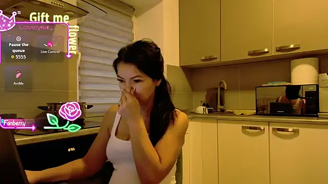 alisoncassie online show from 9, 10, 2025