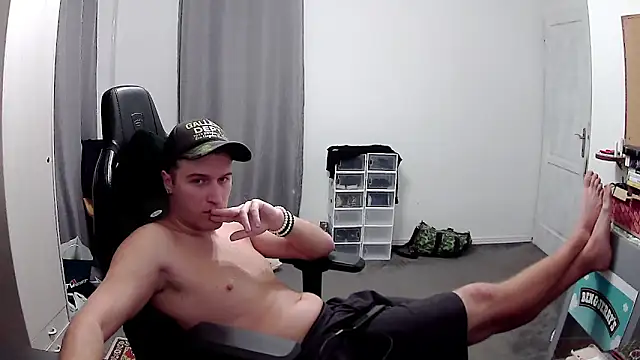 PKrisztian online show from 21, 11, 2025