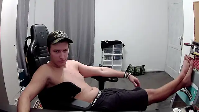 PKrisztian online show from 31, 10, 2025