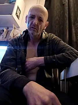 peterbi45 online show from 19, 10, 2025