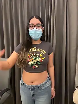 jAsMinE678 online show from 17, 6, 2026