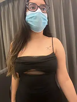 jAsMinE678 online show from 26, 6, 2026