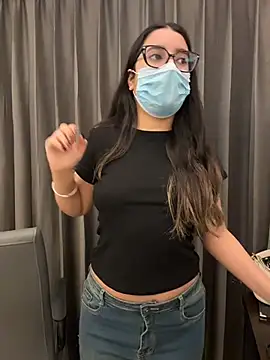 jAsMinE678 online show from 25, 7, 2026