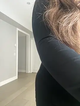 Snapshot of jAsMinE678 chatting on 28, 10, 2025 jAsMinE678 online show from 28, 10, 2025