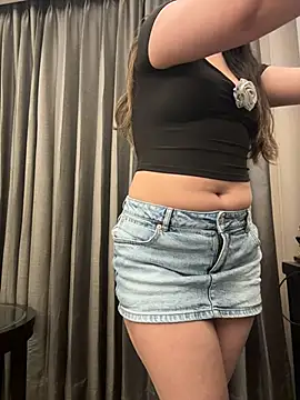 jAsMinE678 online show from 16, 7, 2026