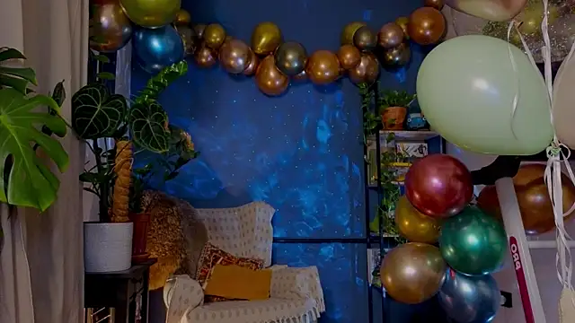 Snapshot of _lightmyfire chatting on 7, 11, 2025 lightmyfire online show from 7, 11, 2025