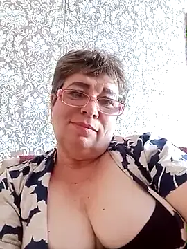 Lee Nell online show from 17, 2, 2025