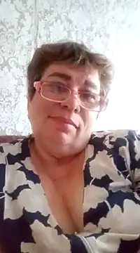 Lee Nell online show from 4, 3, 2025