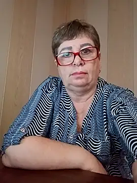 Lee Nell online show from 6, 2, 2025