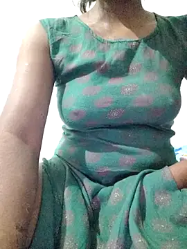 Snapshot of rituporna2004 chatting on 9, 11, 2025 rituporna2004 online show from 9, 11, 2025