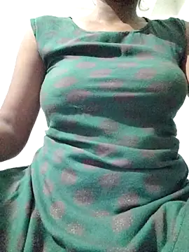 rituporna2004 online show from 18, 4, 2026