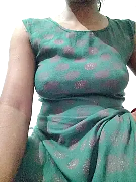 rituporna2004 online show from 2, 12, 2025