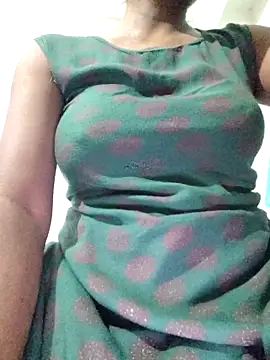 rituporna2004 online show from 19, 4, 2026