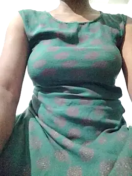 rituporna2004 online show from 11, 4, 2026