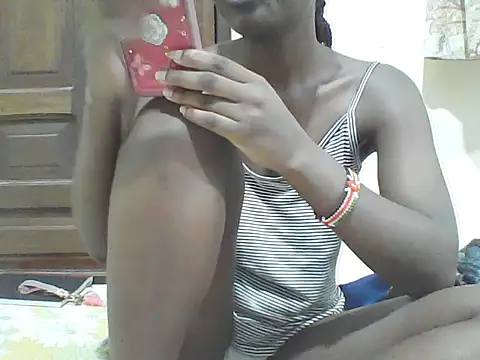 Ebony Sweetcandy online show from 5, 4, 2026