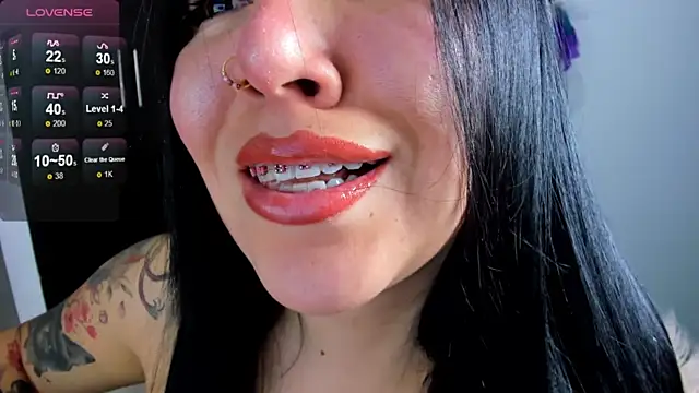 Snapshot of AilynRed chatting on 8, 3, 2025 AilynRed online show from 8, 3, 2025