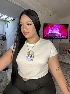 GemaGranadoss online show from 14, 10, 2025