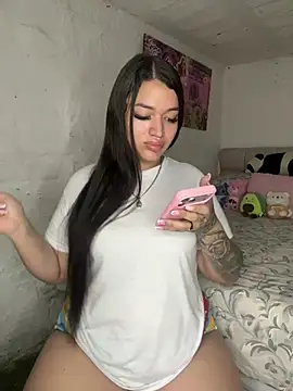 GemaGranadoss online show from 5, 4, 2026