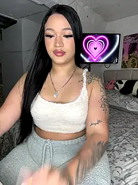 GemaGranadoss online show from 10, 10, 2025