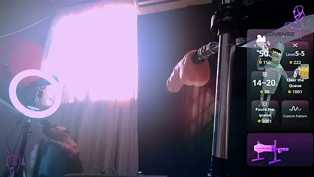 Snapshot of waterfalls_girl chatting on 13, 11, 2025 waterfalls girl online show from 13, 11, 2025