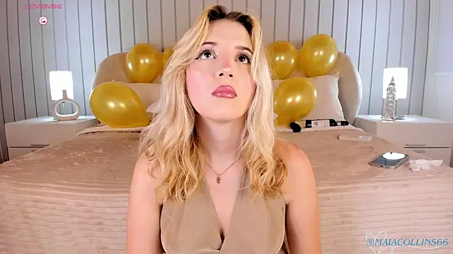 Snapshot of Maia_Collins chatting on 19, 7, 2026 Maia Collins online show from 19, 7, 2026