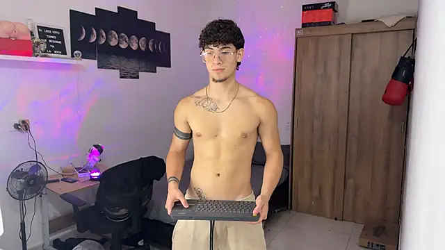 Kisan Smith online show from 19, 10, 2025