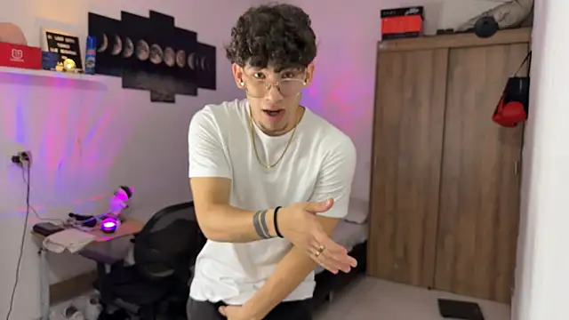 Kisan Smith online show from 13, 11, 2025