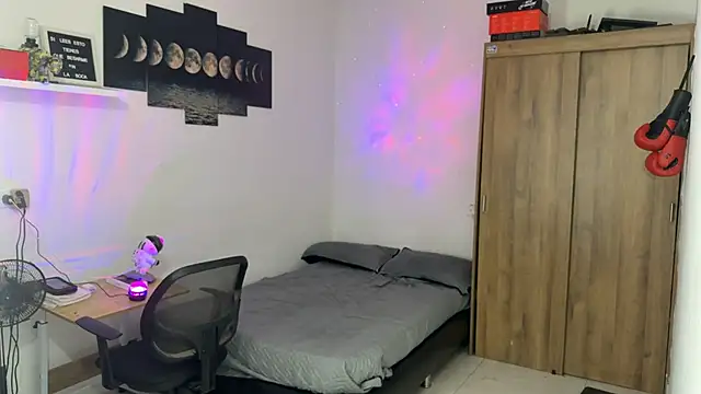 Kisan Smith online show from 28, 10, 2025