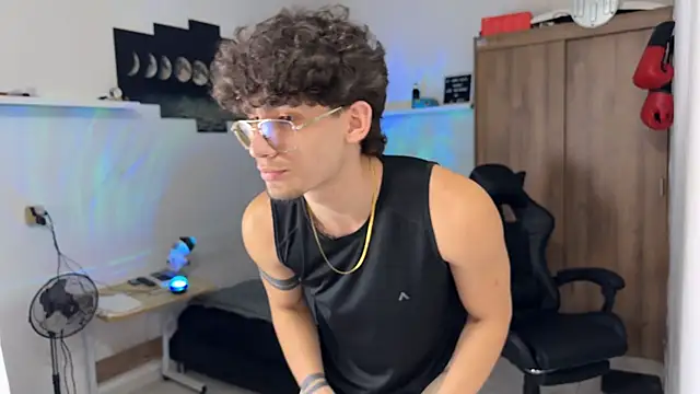 Kisan Smith online show from 11, 2, 2026