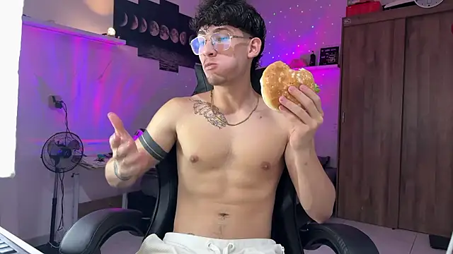 Kisan Smith online show from 6, 3, 2026