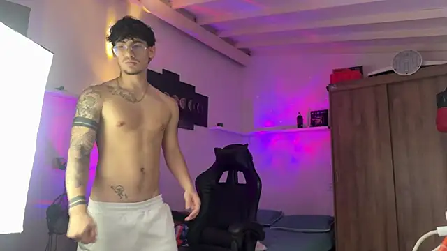 Kisan Smith online show from 13, 4, 2026