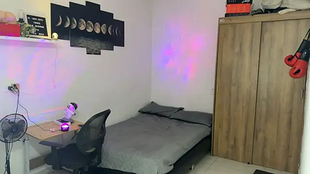 Kisan Smith online show from 25, 10, 2025