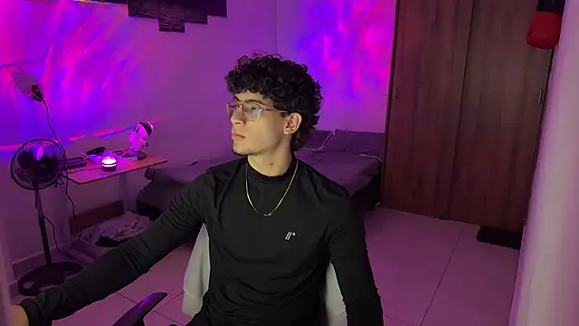 Kisan Smith online show from 18, 12, 2025