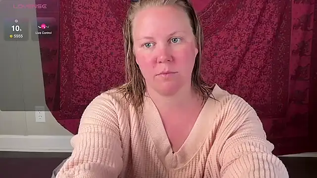 GlitterKitty108 online show from 24, 10, 2025