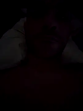 sexyboycolombi4 online show from 28, 2, 2025