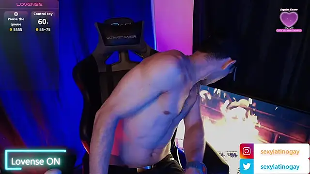 sexyboycolombi4 online show from 14, 2, 2026