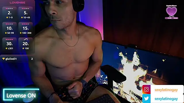 sexyboycolombi4 online show from 23, 2, 2026