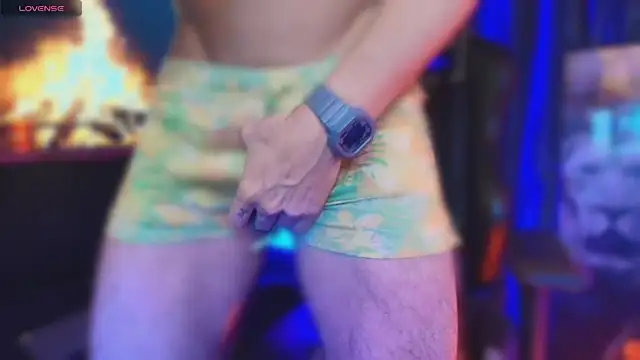 Snapshot of sexyboycolombi4 chatting on 15, 10, 2025 sexyboycolombi4 online show from 15, 10, 2025