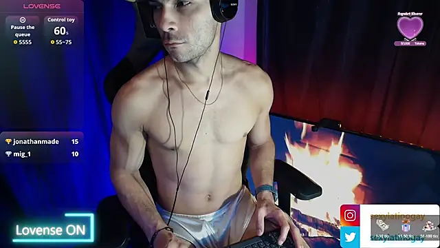 sexyboycolombi4 online show from 24, 2, 2026