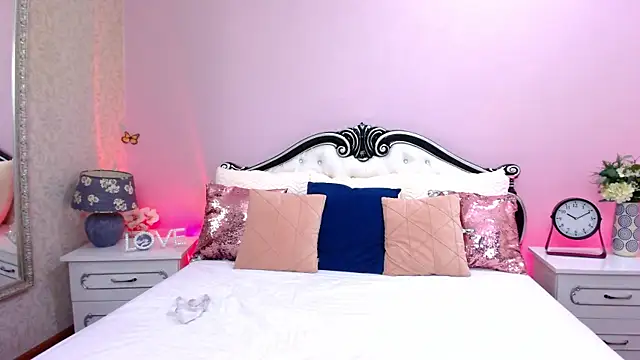 FoxxyClarise online show from 20, 4, 2026