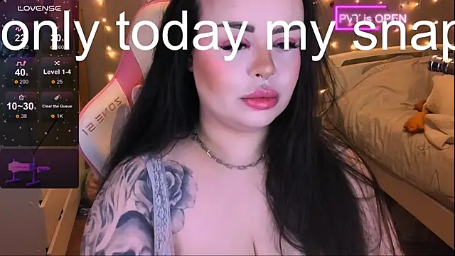 Snapshot of og_maddison chatting on 1, 3, 2025 og maddison online show from 1, 3, 2025