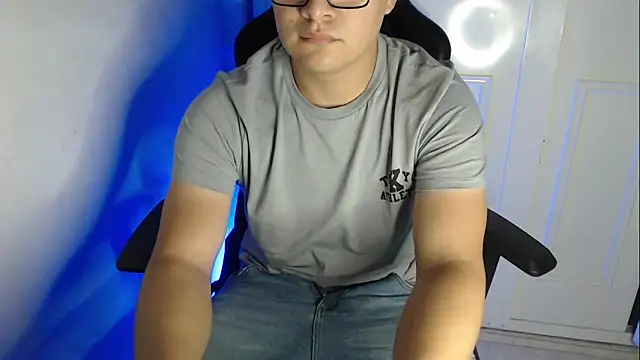 Plug Control online show from 19, 9, 2025