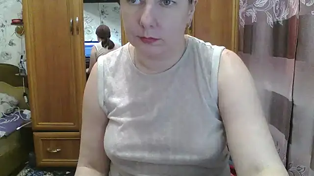 Snapshot of SophieNightAh chatting on 2, 2, 2025 SophieNightAh online show from 2, 2, 2025