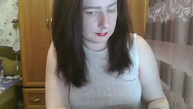 Snapshot of SophieNightAh chatting on 11, 2, 2025 SophieNightAh online show from 11, 2, 2025