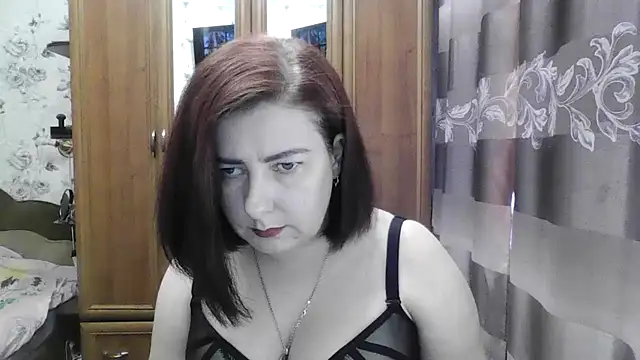 Snapshot of SophieNightAh chatting on 28, 9, 2025 SophieNightAh online show from 28, 9, 2025
