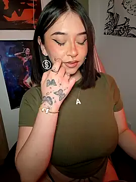 Snapshot of annbones_ch chatting on 18, 10, 2025 annbones ch online show from 18, 10, 2025