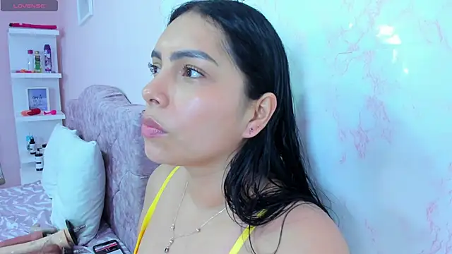 evelinn belen online show from 22, 4, 2026