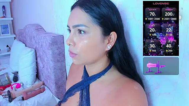 Snapshot of evelinn_belen chatting on 23, 5, 2026 evelinn belen online show from 23, 5, 2026